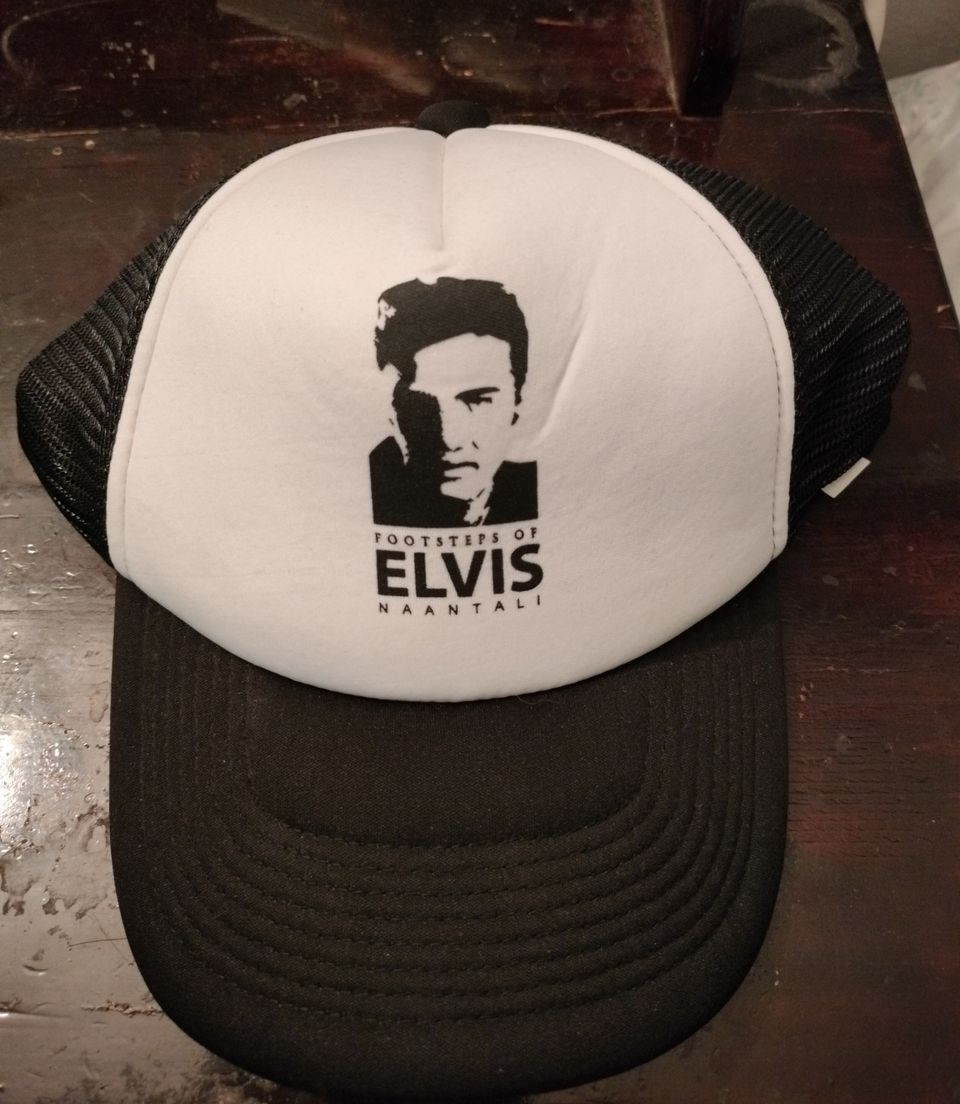 Elvis Presley lippis