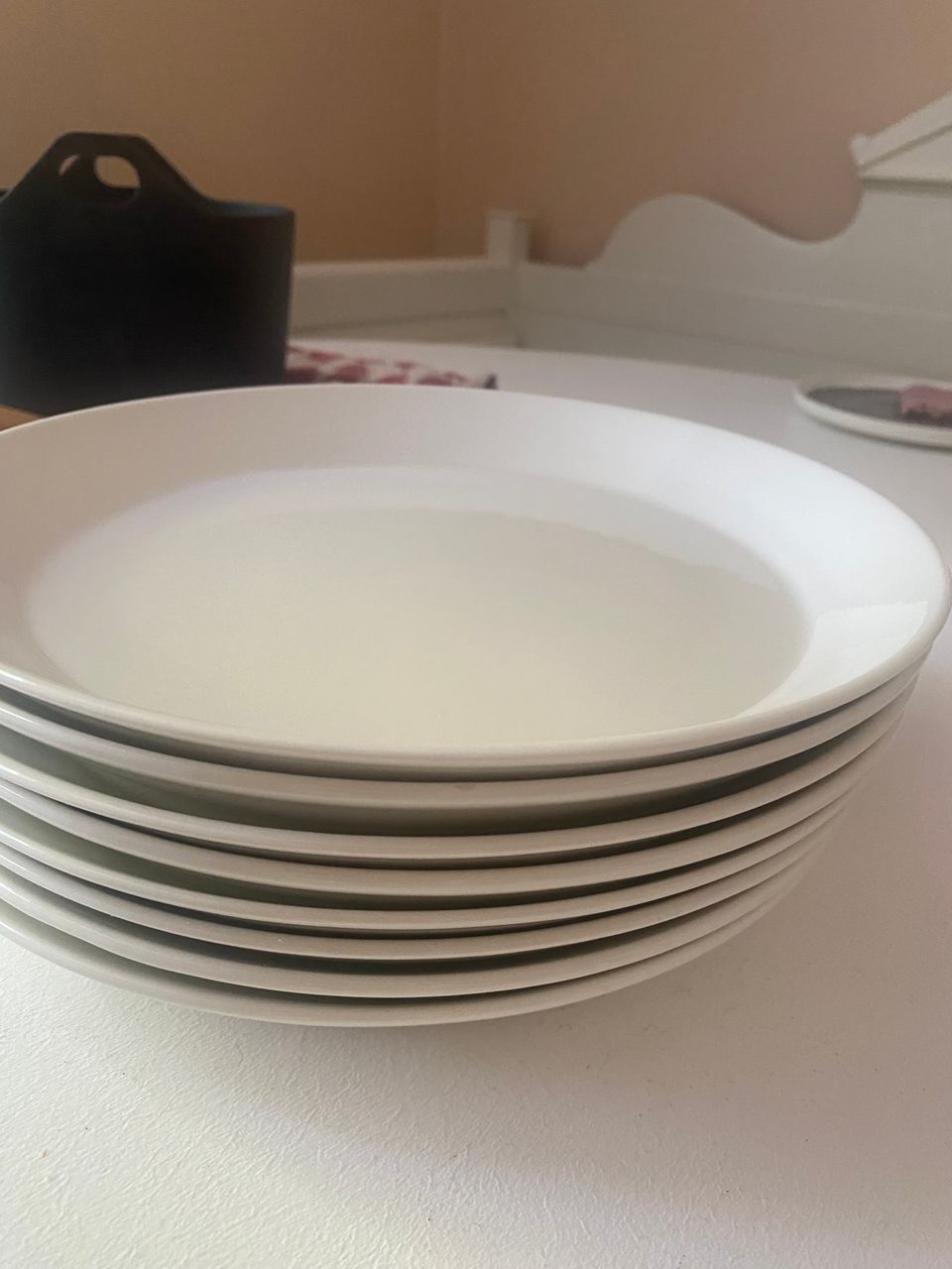 Valkoiset Teema lautaset 26 cm 8kpl