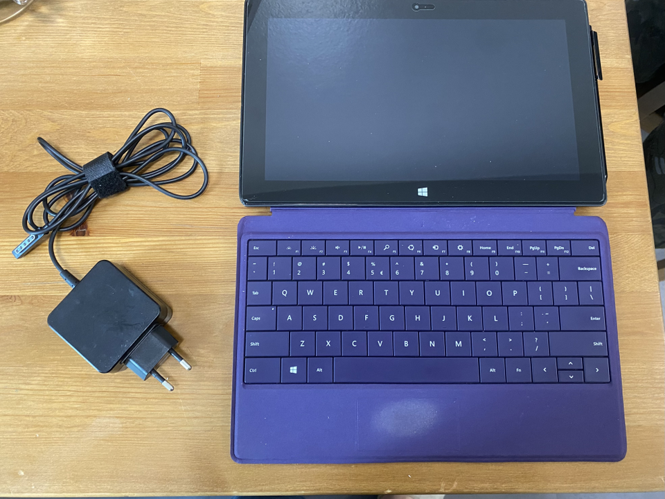 [Varattu] Microsoft Surface Pro 1 128G