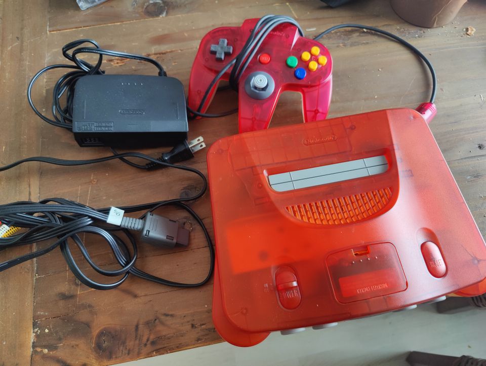 Nintendo 64 crystal red