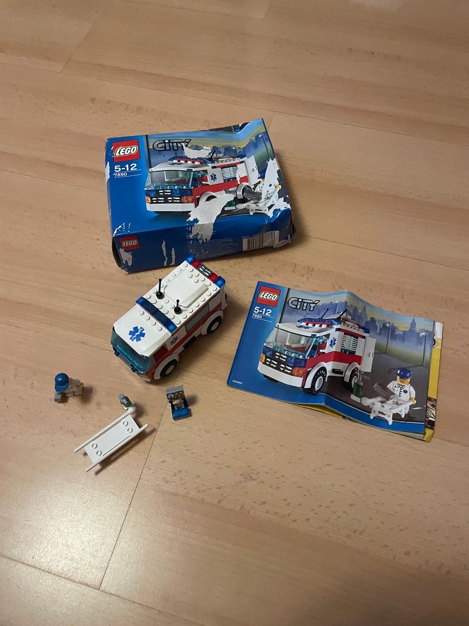 Lego City: 7890 Ambulanssi