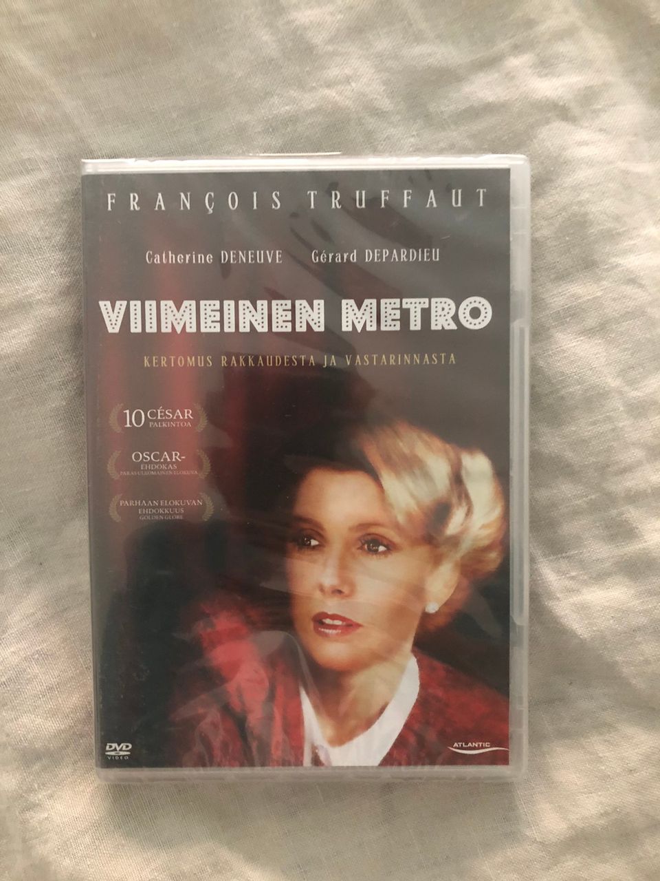 Viimeinen metro (1980) Le dernier métro (Muoveissa) - François Truffaut