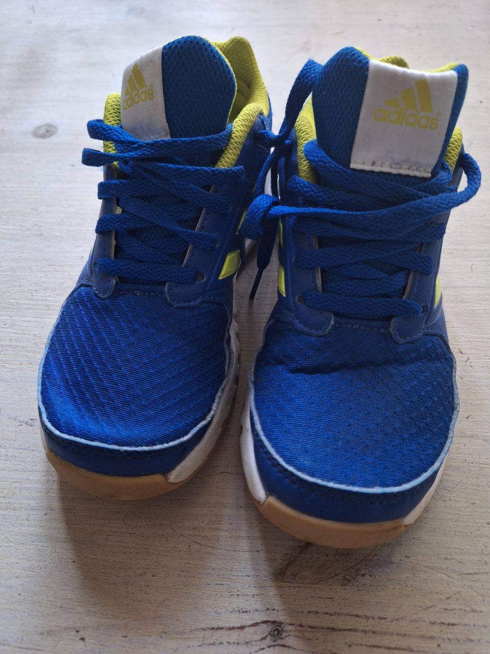 sisäpelikengät adidas 31