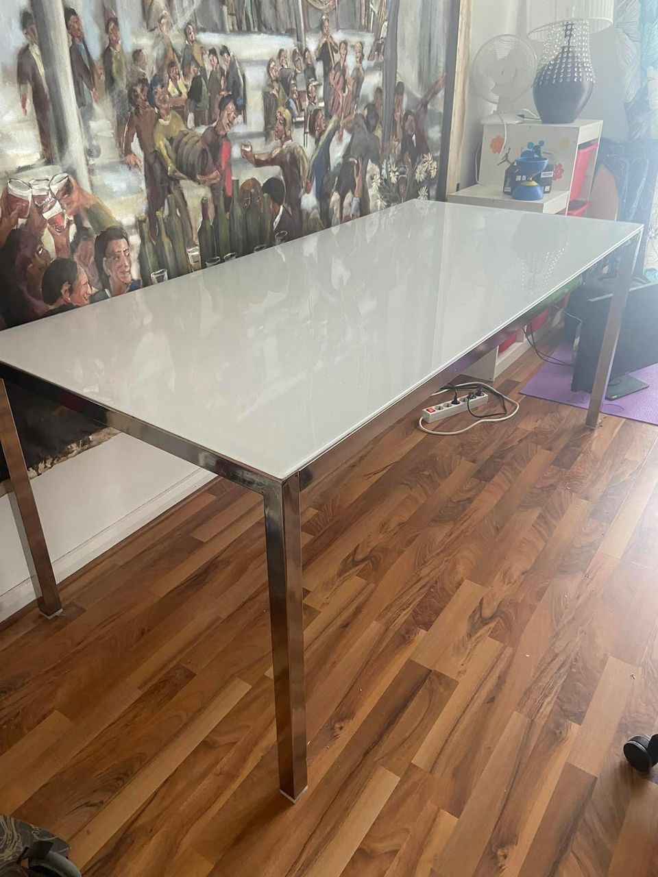 Ikean tyylikäs ruokapöytä lasikannella 180x85 cm