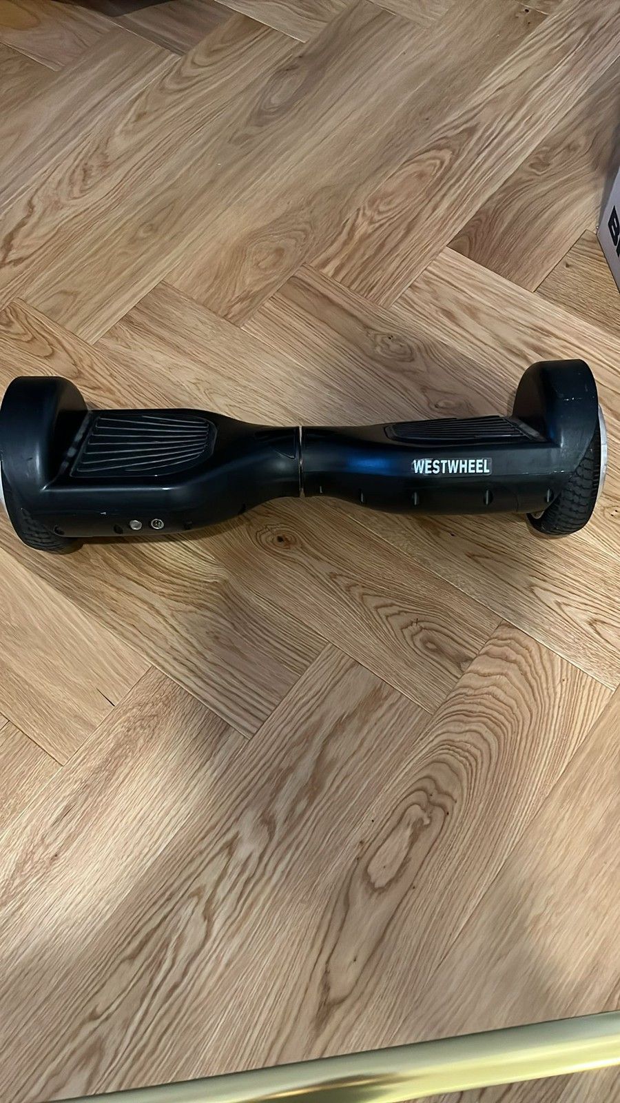 Hoverboard myynnissä