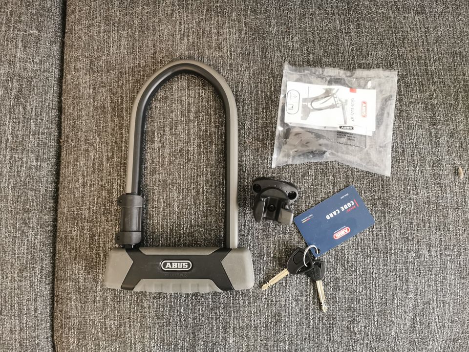 Abus Granit Xplus 540 U-lukko