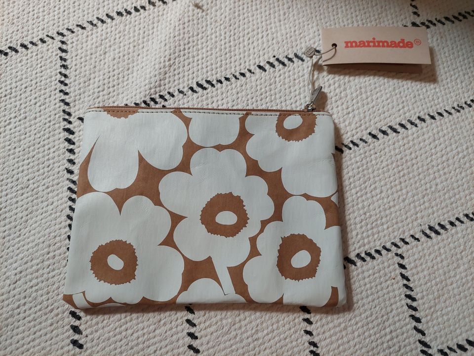 Uusi Marimekko Mini Unikko A5 pussukka