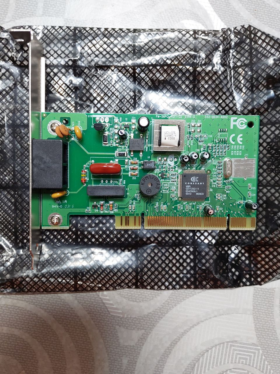 Tietokoneeseen puhelinkortti FM-56PCI-HSFI-CD