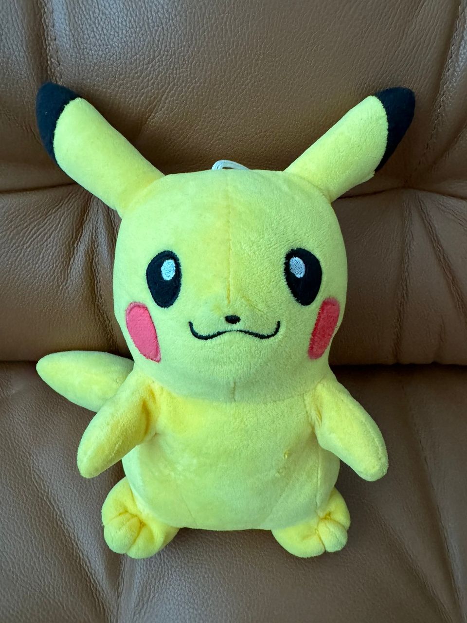 Pokémon pehmolelu Pikachu
