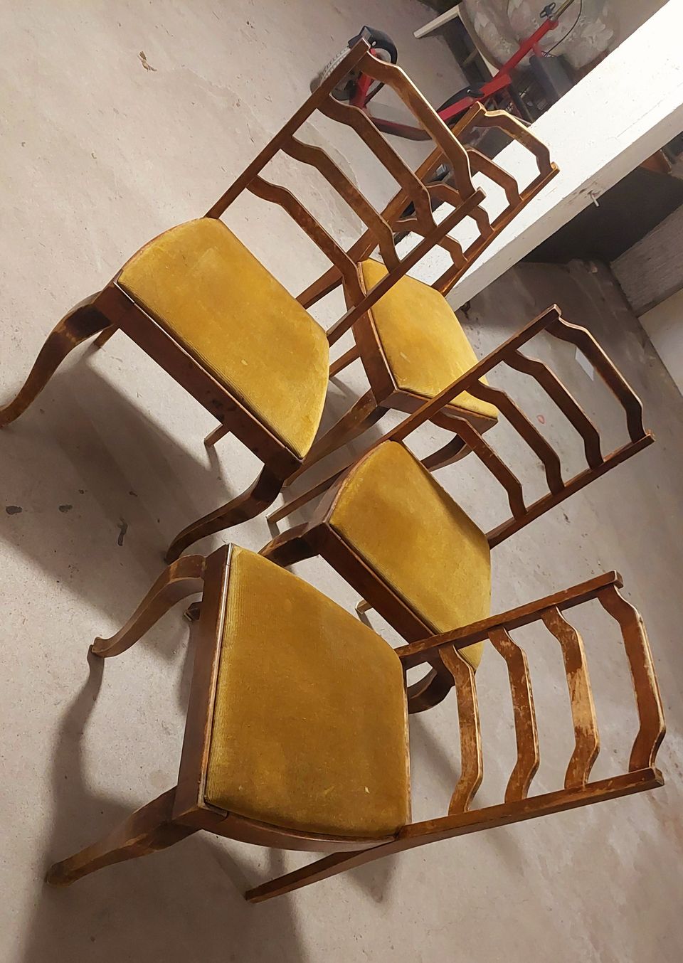 Vanhat tuolit 4 kpl