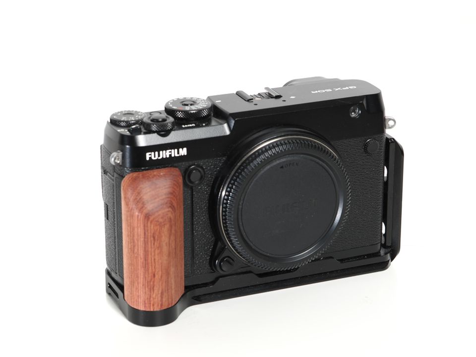 Fujifilm GFX 50R -keskikoon kamera (runko)