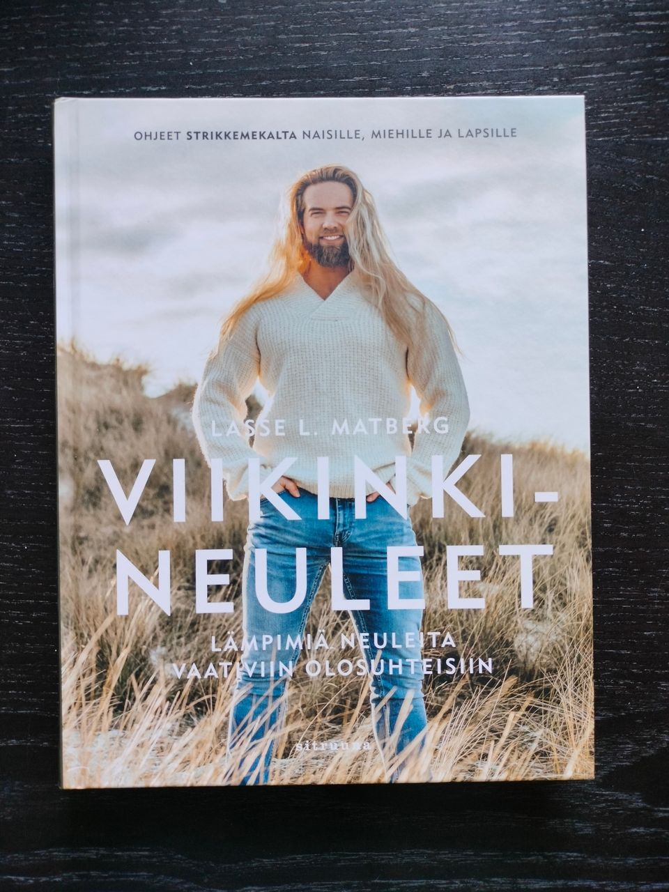 Viikinkineuleet -neulekirja