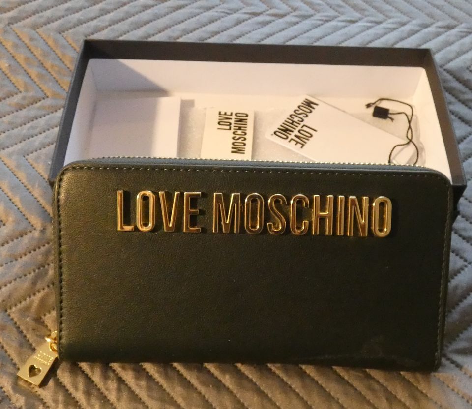 LOVE MOSCHINO VIHREÄ NAHKA LOMPAKKO