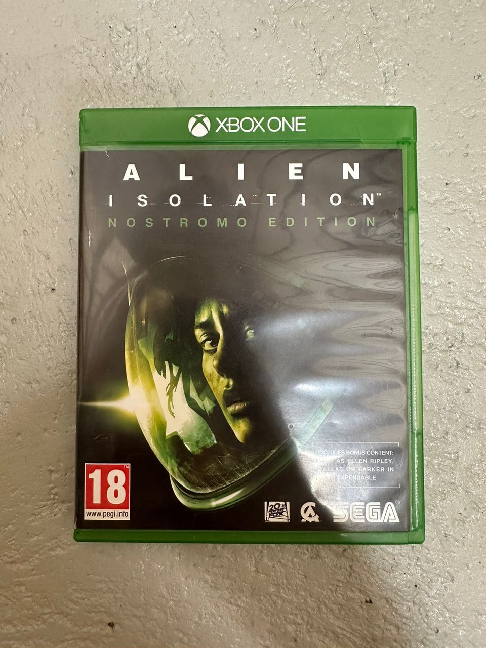 Alien Isolation peli Xbox One:lle
