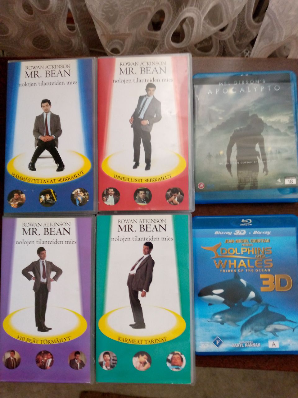 2 DVD elokuvaa + 4 MR Bean VHS elokuvaa