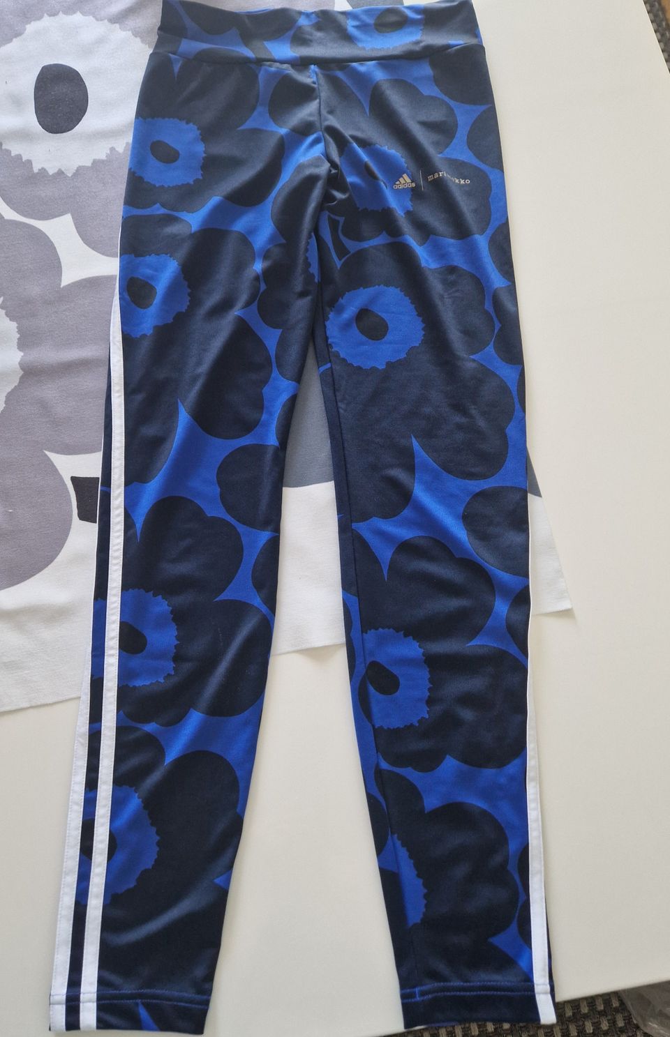 Adidas Marimekko leggingsit