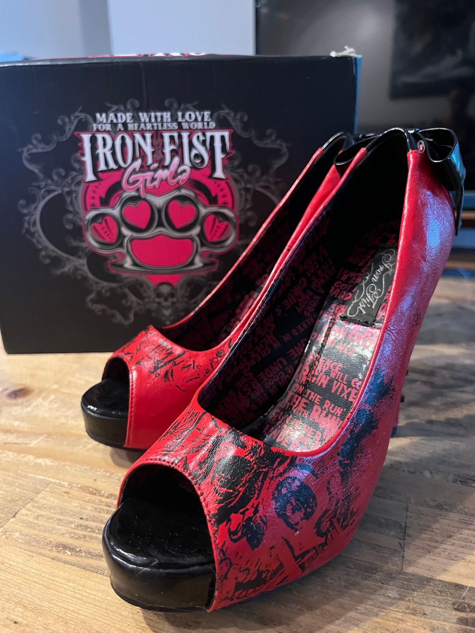Iron Fist kengät