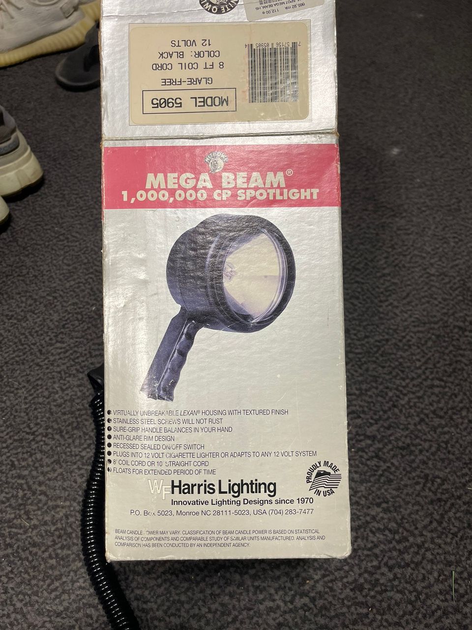 Mega beam spotlight