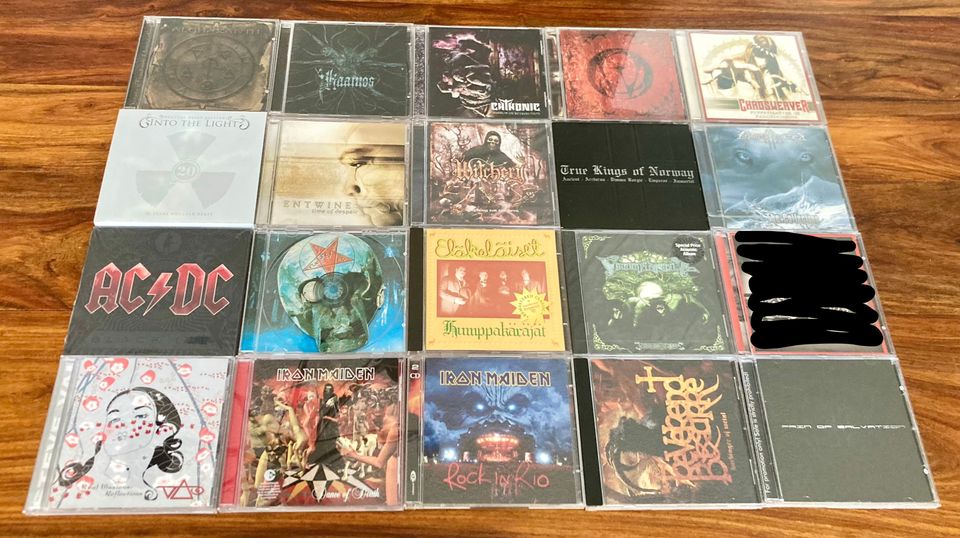 Metal & Rock CD:t (mm Iron Maiden, AC/DC, Finntroll, Reverend Bizarre..)