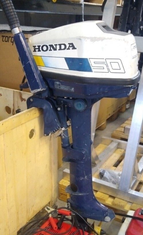 Perämoottori Honda bf50 4t