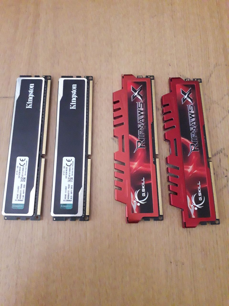 KINGSTON/G.SKILL MUISTIKAMMAT DDR3