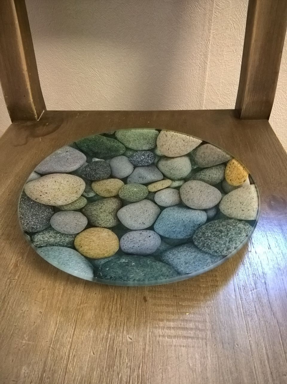 Uusi, ihana, lasinen kivet koristevati 25cm