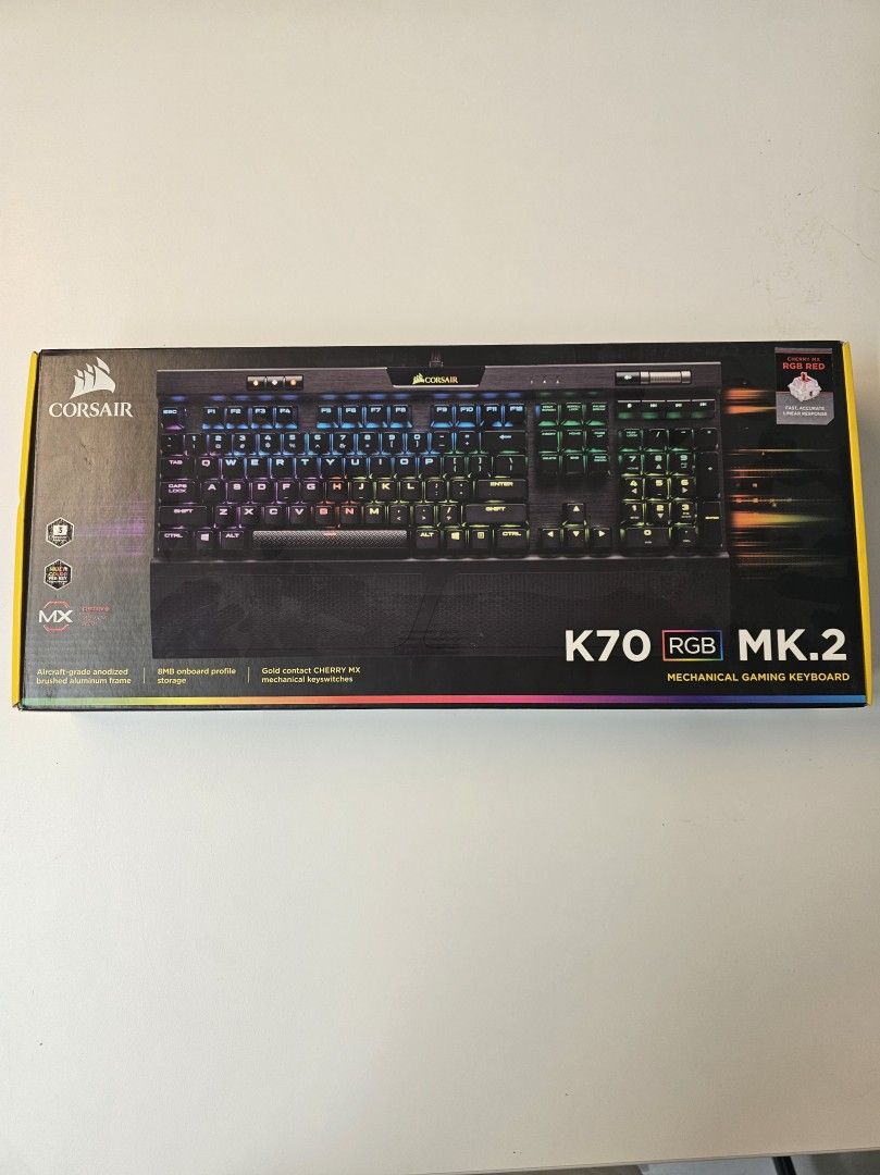 Corsair K70 RGB MK.2 Näppäimistö