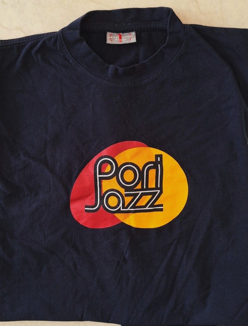 Pori Jazz tekstillä T-paita  XL