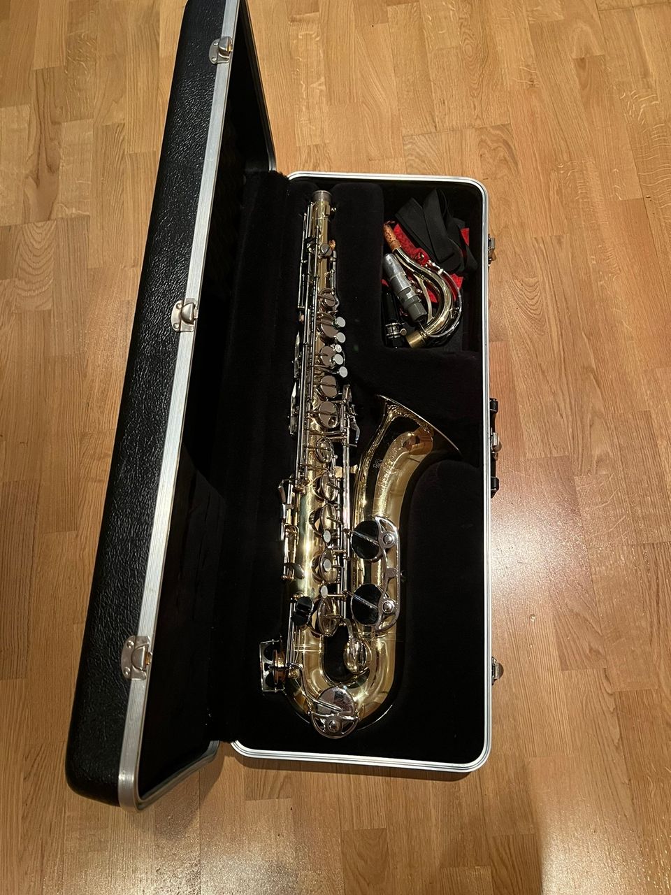 Selmer Tenorisaksofoni 1244. soitin Porvoossa