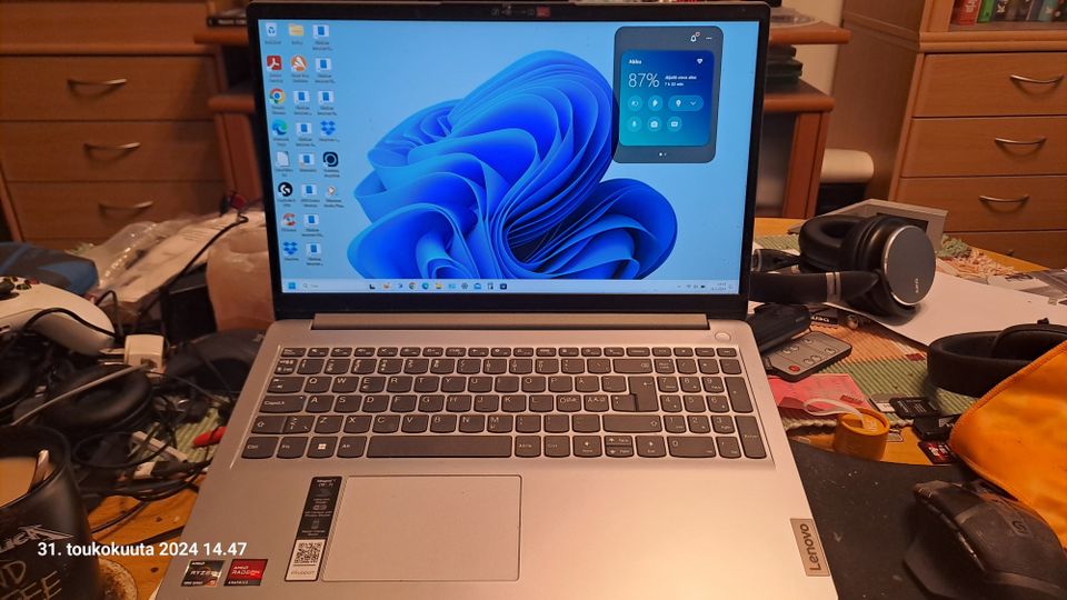 Lenovo Ideapad 1 15,6´´ läppäri