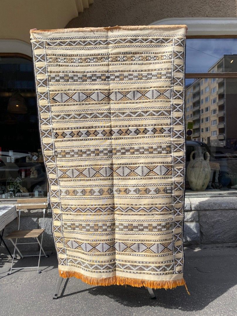 Marokkolainen Kilim matto 220x130cm