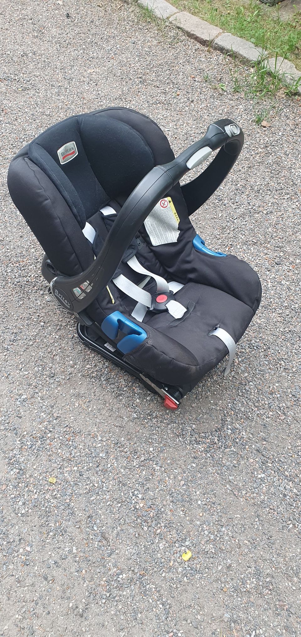 Britax Baby-Safe Plus SHR 2 turvakaukalo + telakka