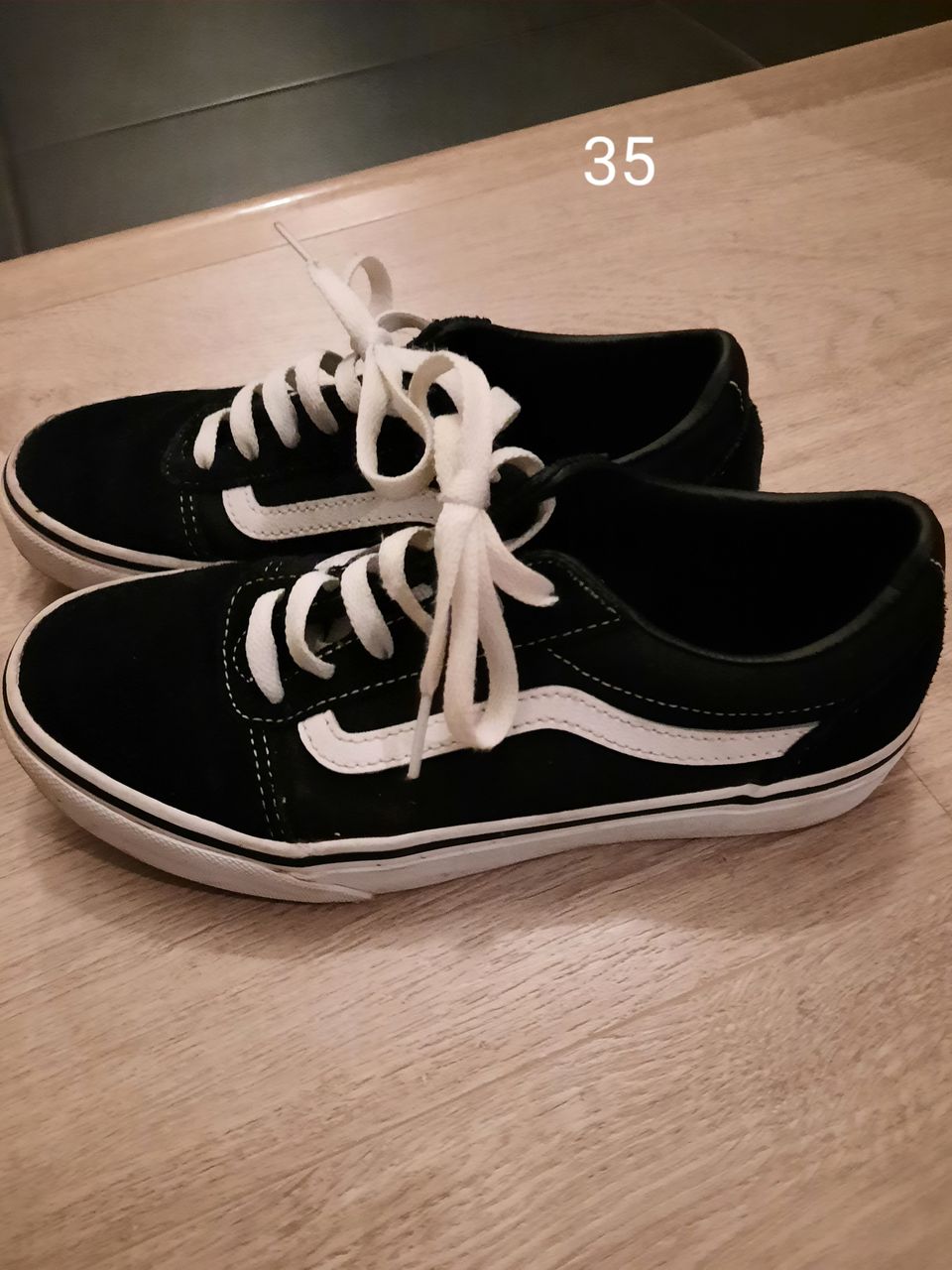 Vans tennarit 35