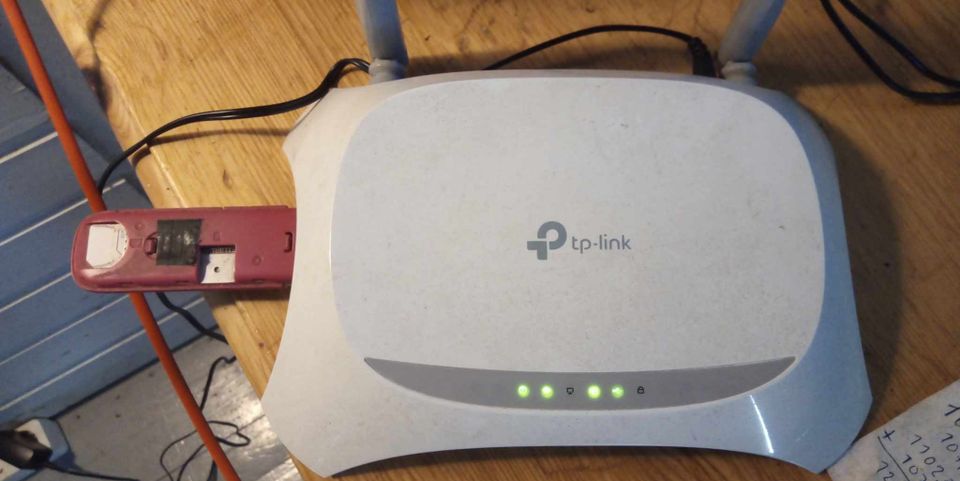 TP-Link MR3420 N300 3G/4G reititin