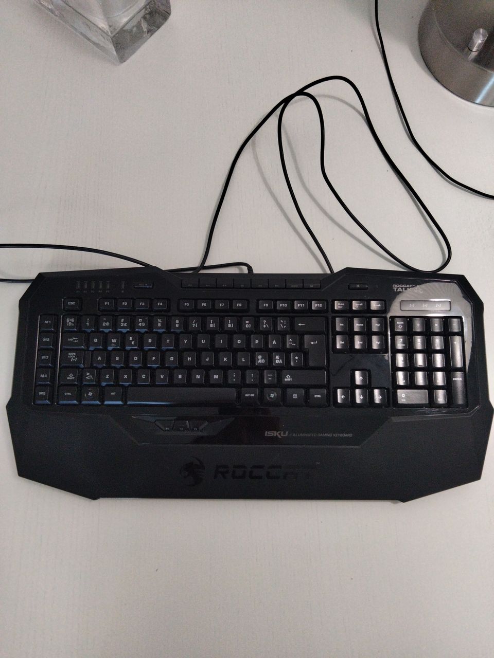 Roccat Isku gaming keyboard näppäimistö
