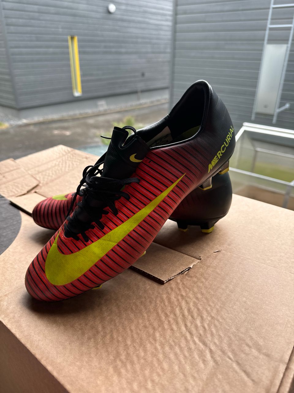 Nike Mercurial nappikset