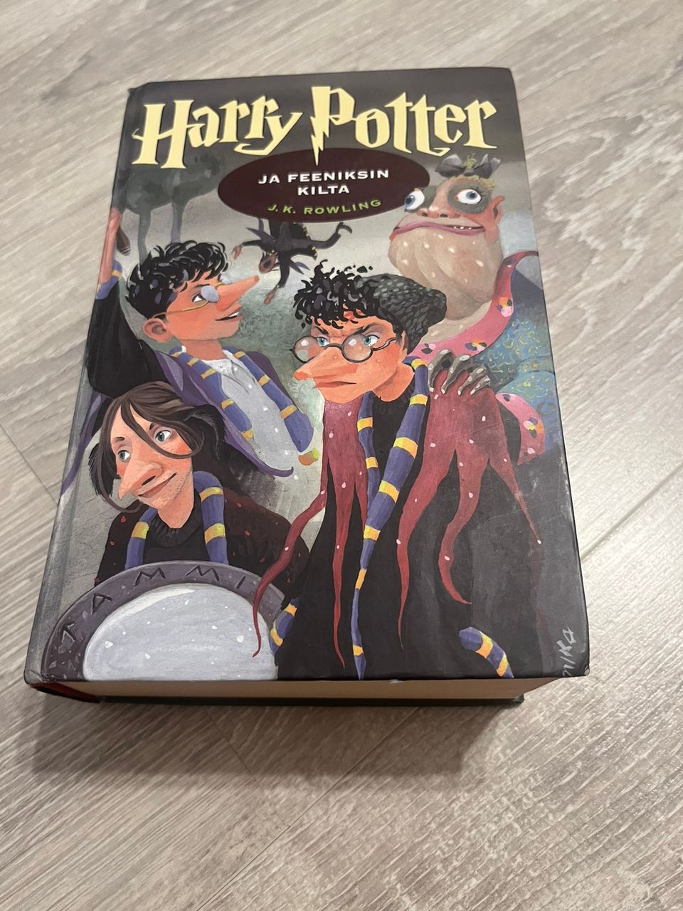 J. K. Rowling - Harry Potter ja Feeniksin kilta