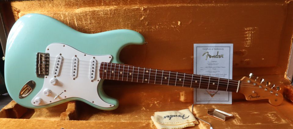 Fender Custom Shop 1960 Stratocaster Closet Classic 2002 sähkökitara