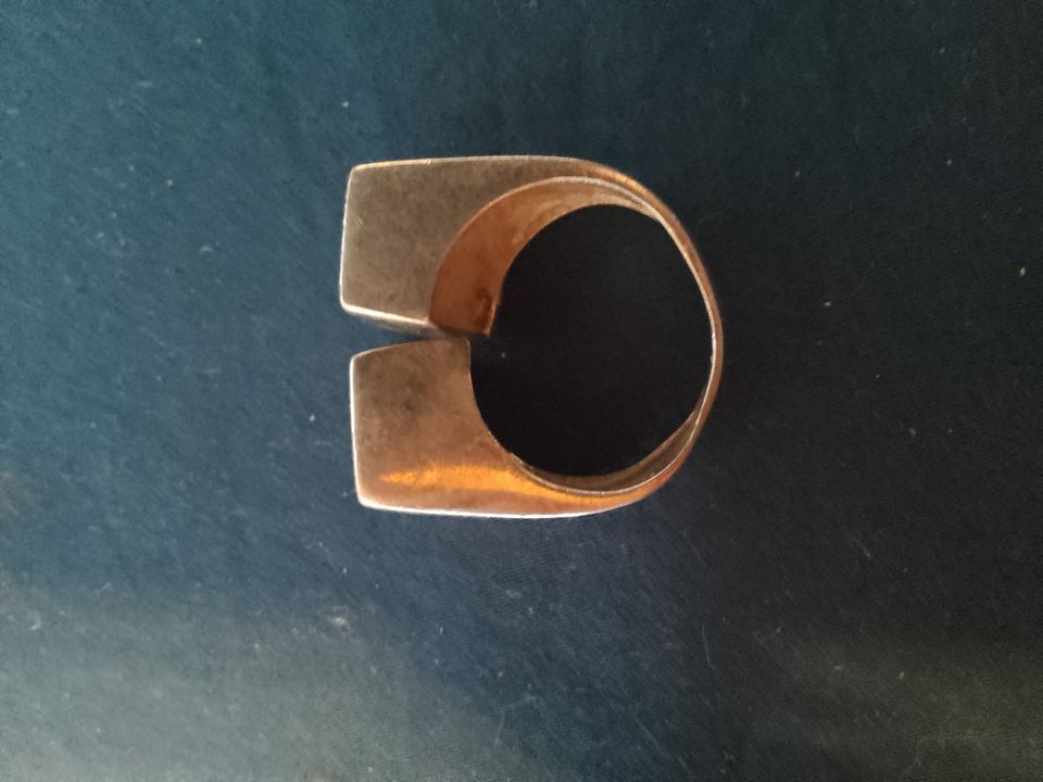 60-70-luvun hopeinen sormus