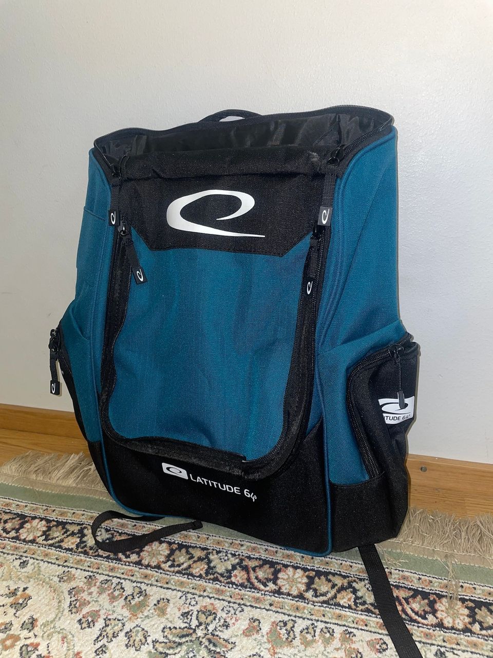 Latitude 64 core backpack