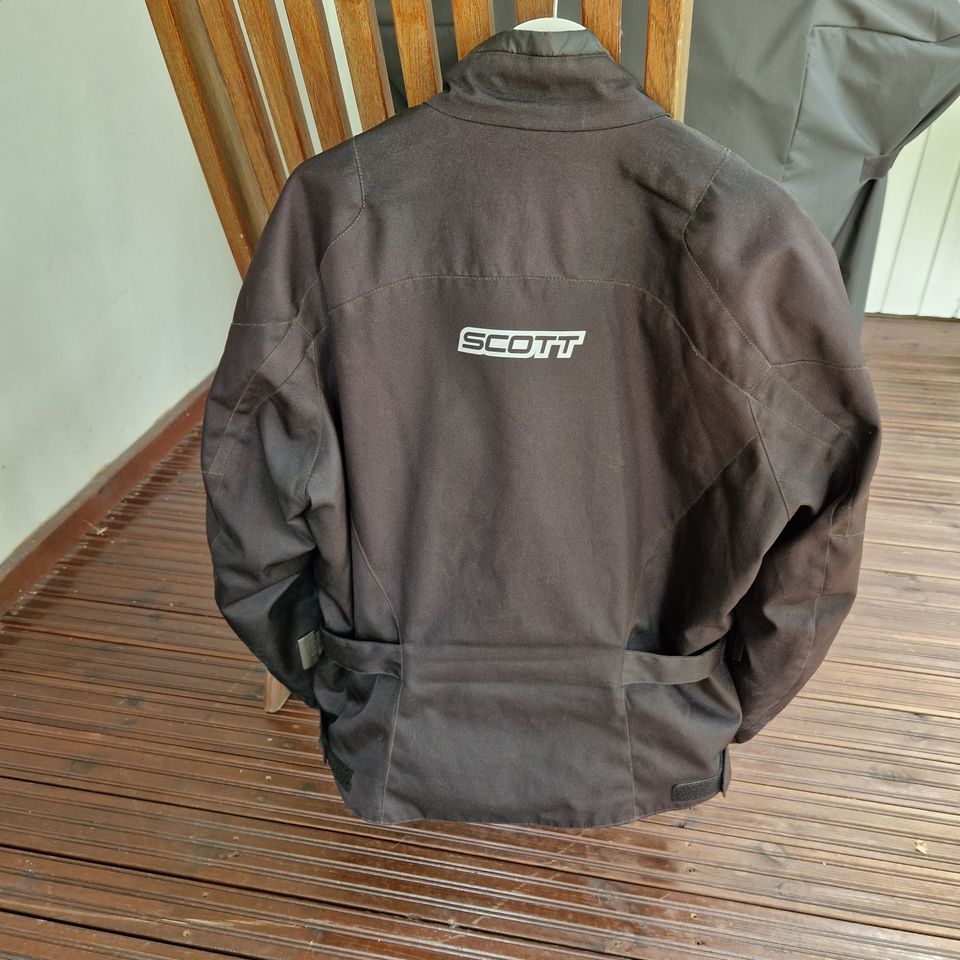 Scott goretex moottoripyörä ajotakki 54 L