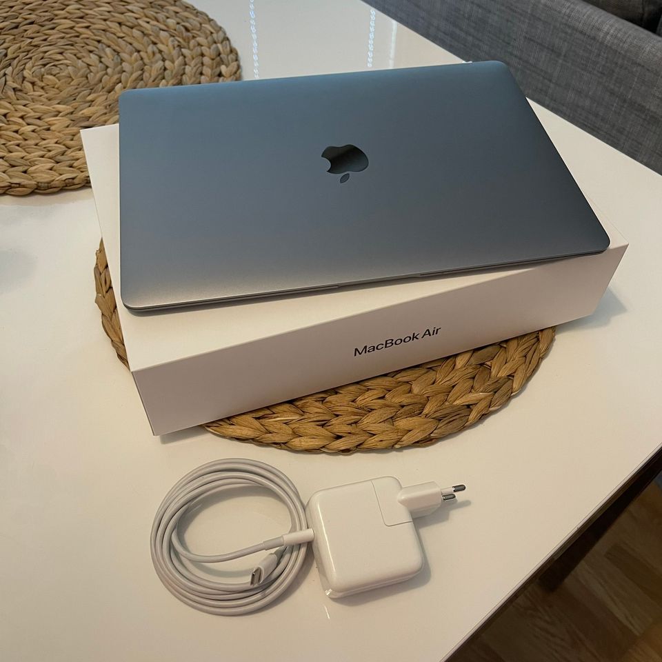 MacBook Air 13 M1 256Gt Space Grey