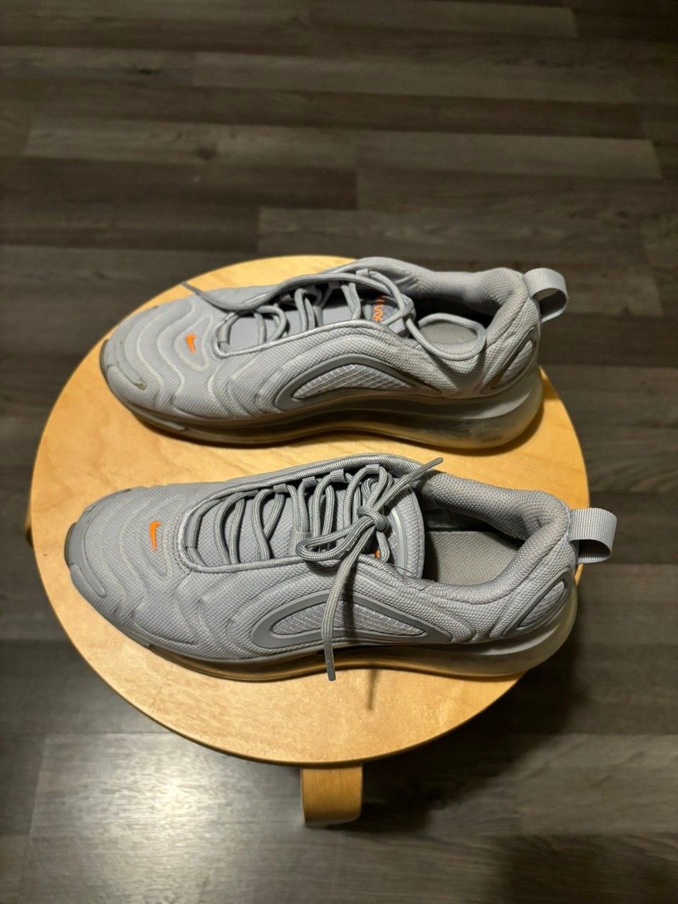 Nike Air Max 720 Trainers Grey Running  naisten kengät.  Koko: 38.5