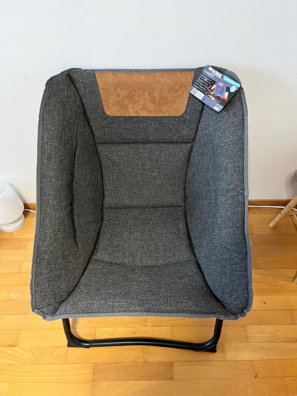 Foldable armchair
