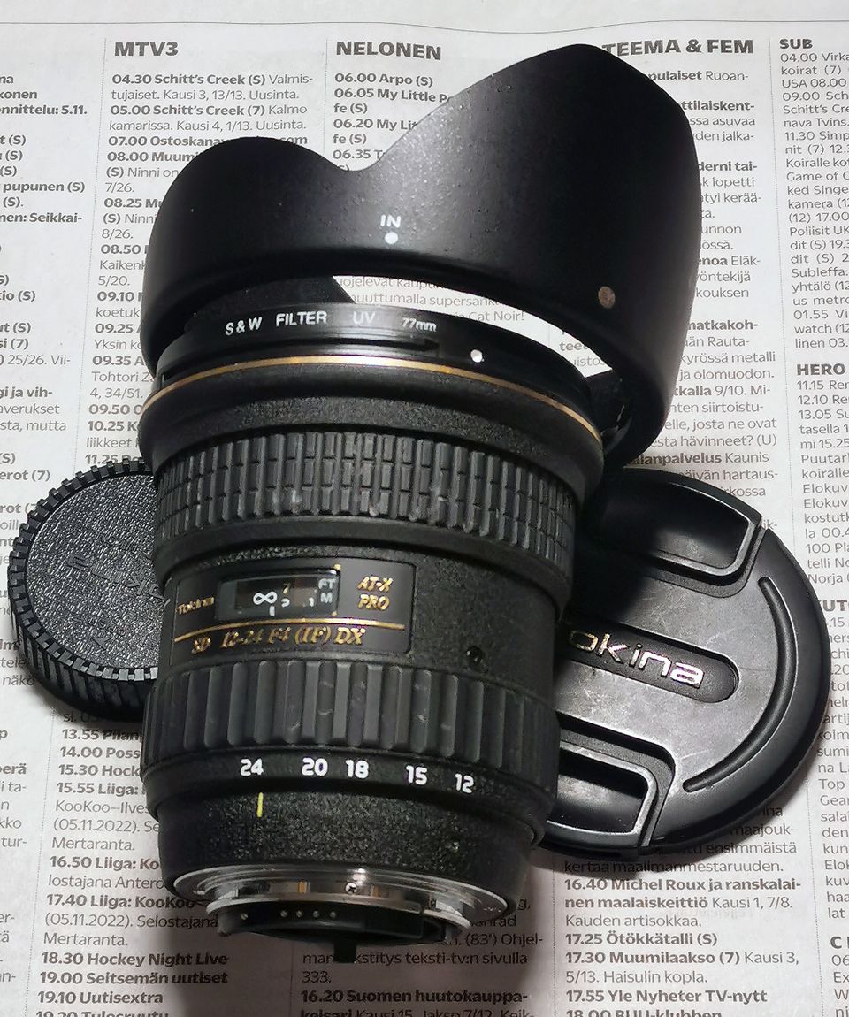 Tokina SD 12-24mm zoom f/4 IF DX Nikoniin