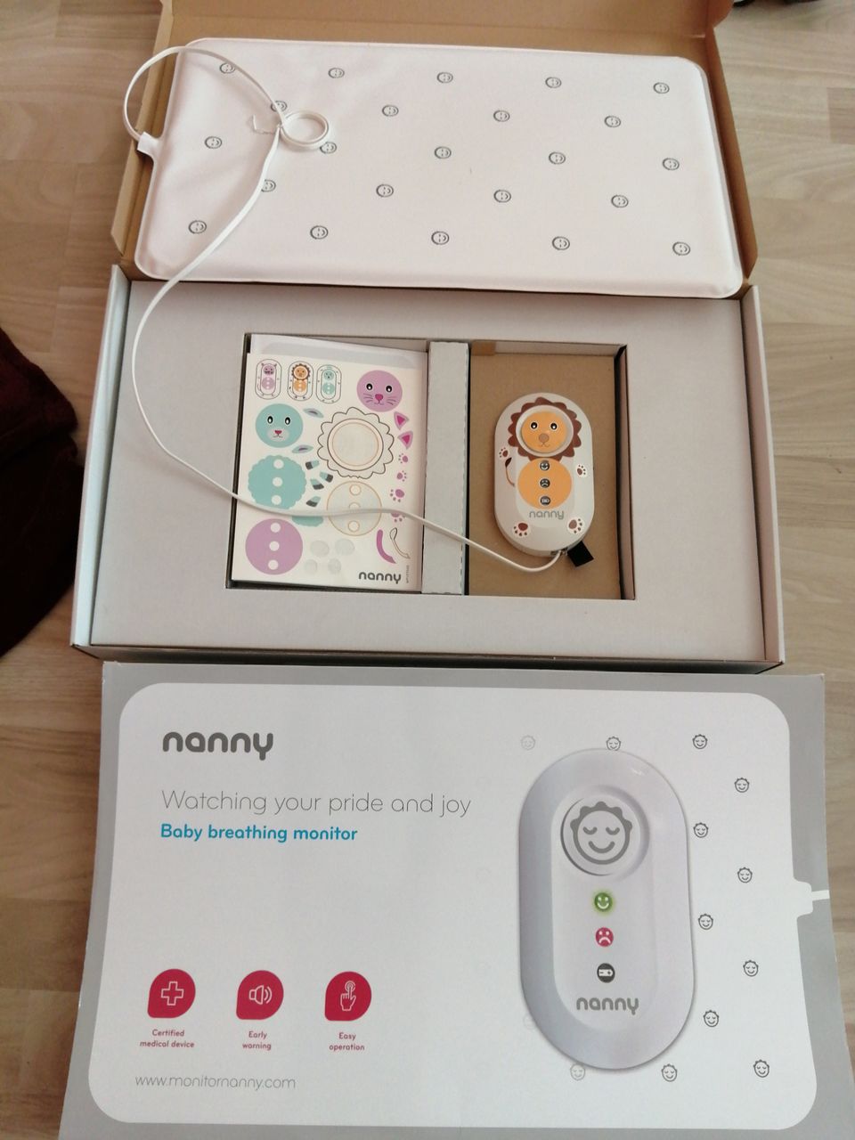 Käyttämättä jäänyt nanny Baby breathing monitor