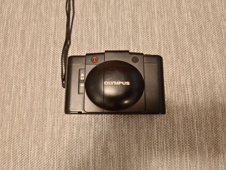 Olympus XA2 Filmikamera