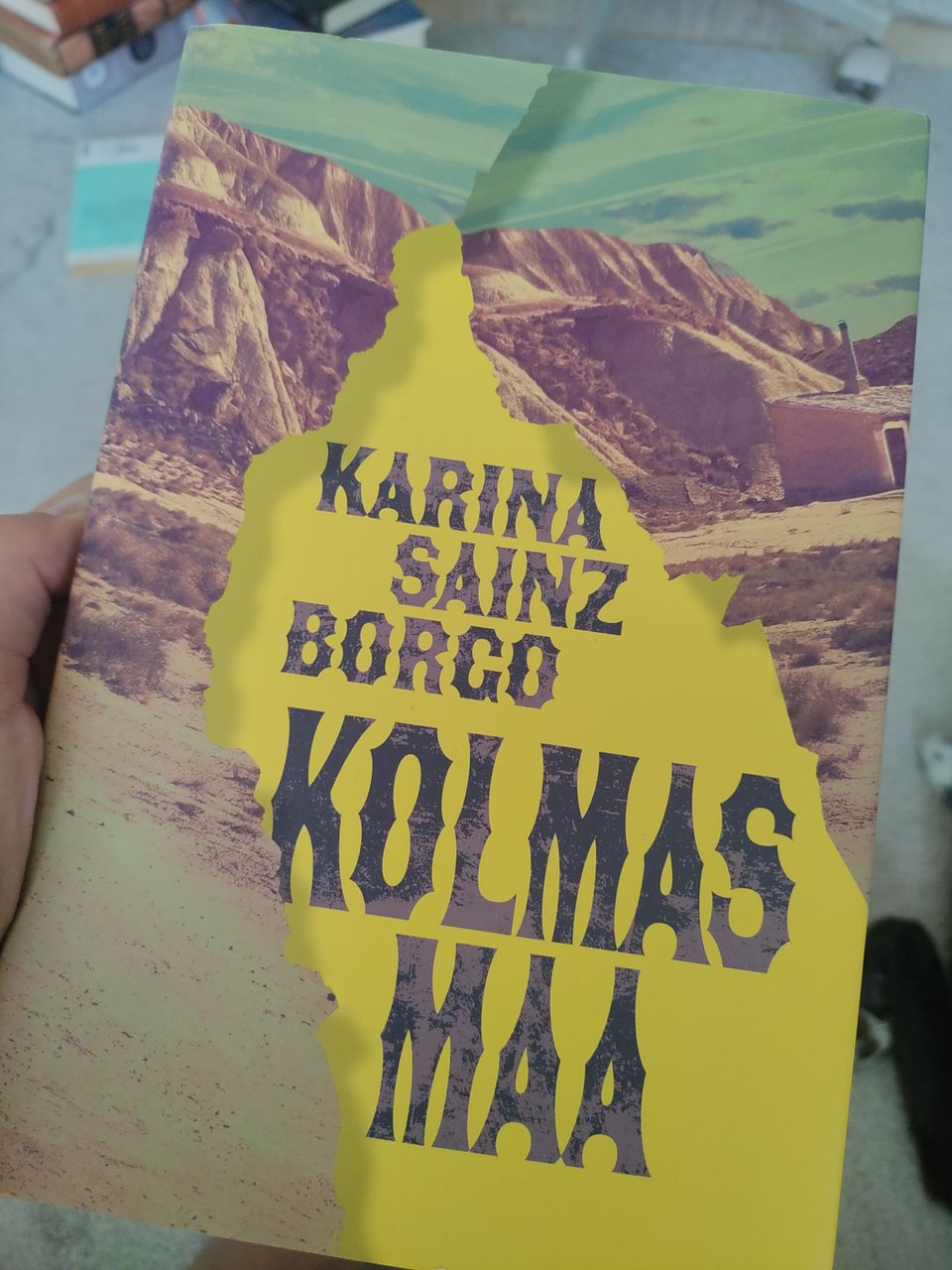 Karina Sainz Borgo : Kolmas maa