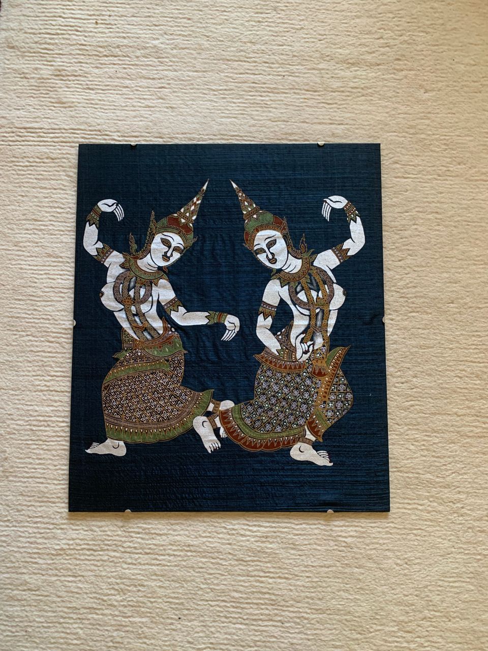 Sri Lankalainen kangas taulu Tanssijat 43x51 cm