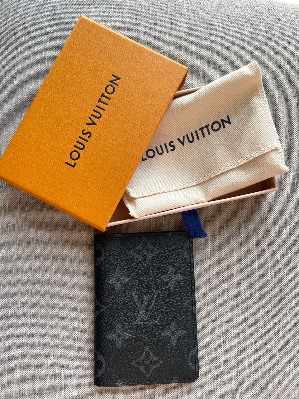 Uusi Louis Vuitton pocket organiser